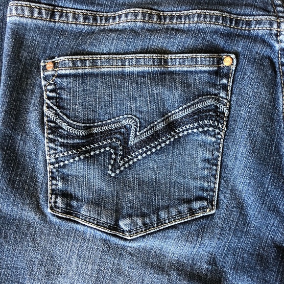 White House Black Market Boot Leg Jeans 4R - Picture 6 of 8